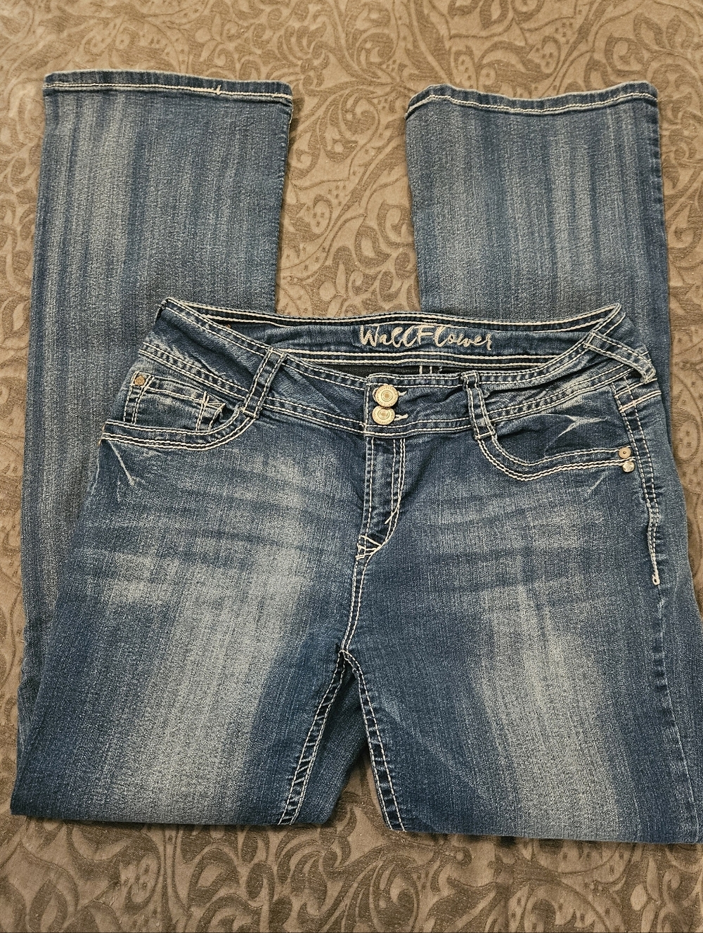 Wallflower Women's Faded Dark Wash Blue Bootcut Jeans Women's Junior's Size 13